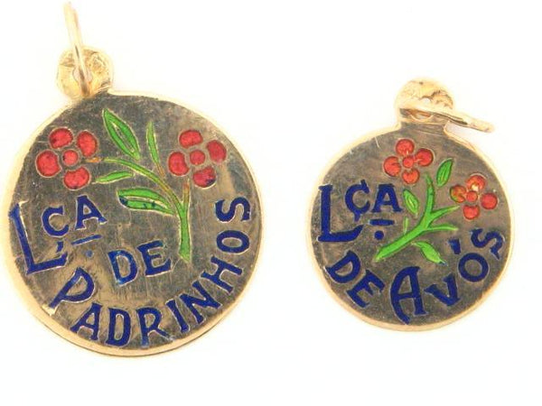 DizeresFamily - 19.2k Portuguese Gold Expression Medal - (FAMILY THEME) - Columbia Jewelers, Fall River, Massachusetts, USA