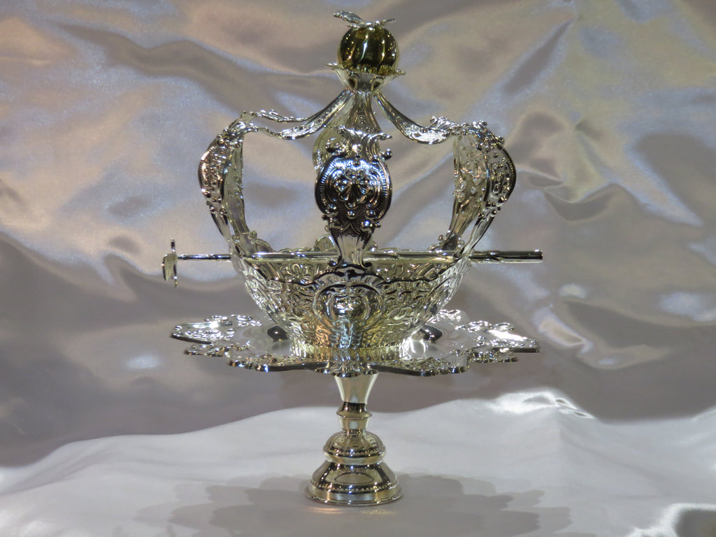 000 - 4" Holy Ghost Crown - Columbia Jewelers, Fall River, Massachusetts, USA